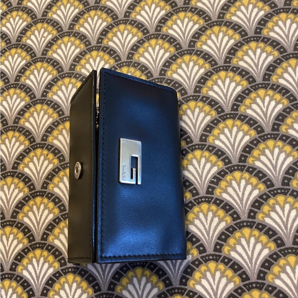 SALE ♥️ Authentic GUCCI leather Key Holder Case, super sleek piece - Picture 10 of 14